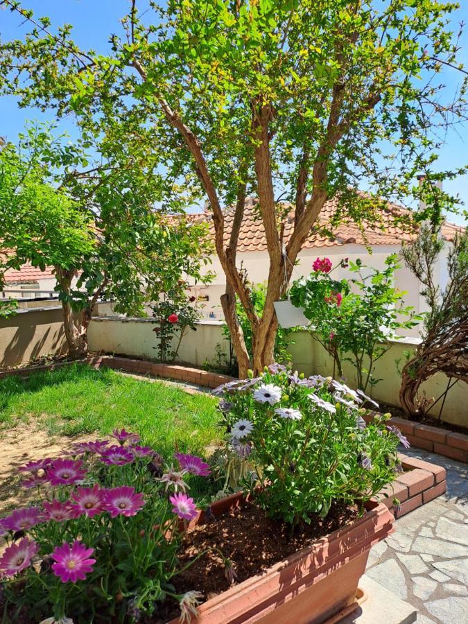 Secret Garden Apartment Kavala Exterior photo